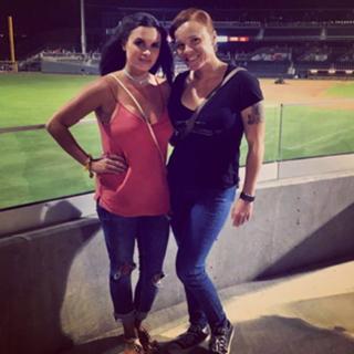 Joy Taylor feet photo thumbnail
