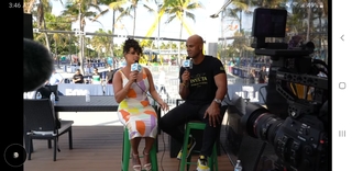 Joy Taylor feet photo thumbnail