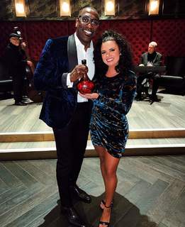 Joy Taylor feet photo thumbnail