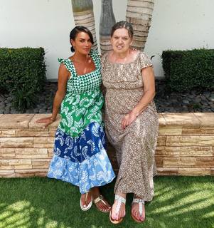 Joy Taylor feet photo thumbnail