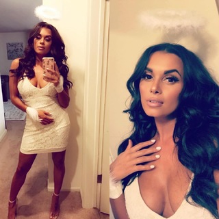 Joy Taylor feet photo thumbnail