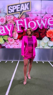 Joy Taylor feet photo thumbnail