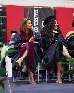 Joy Taylor feet photo thumbnail