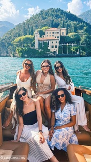 Joy Taylor feet photo thumbnail