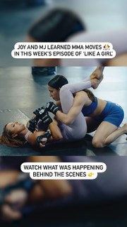 Joy Taylor feet photo thumbnail
