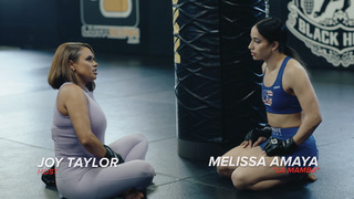 Joy Taylor feet photo thumbnail