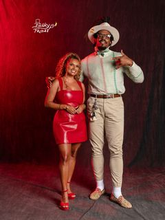 Joy Taylor feet photo thumbnail