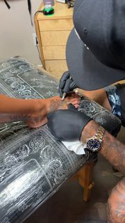 Joy Taylor feet photo thumbnail