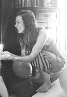 Joy Williams feet photo 13