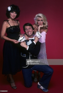 Joyce DeWitt feet photo thumbnail