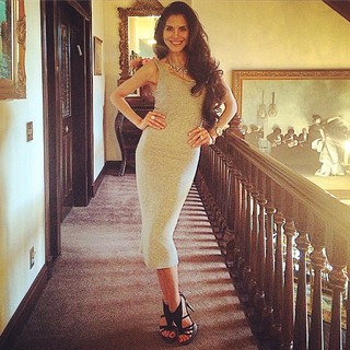 Joyce Giraud feet photo 7