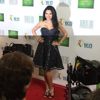 Joyce Giraud feet photo 7
