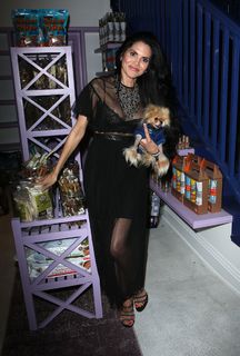 Joyce Giraud feet photo 17
