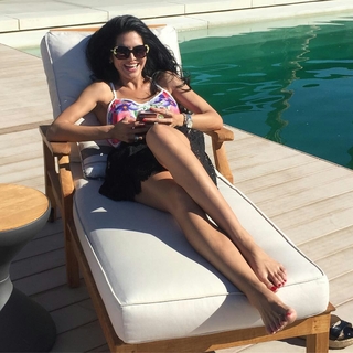 Joyce Giraud feet photo 8