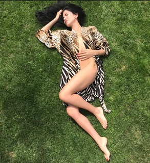 Joyce Giraud feet photo 16