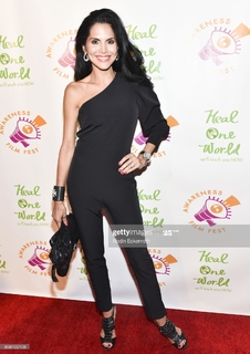 Joyce Giraud feet photo 17