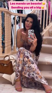 Joyce Giraud feet photo 17