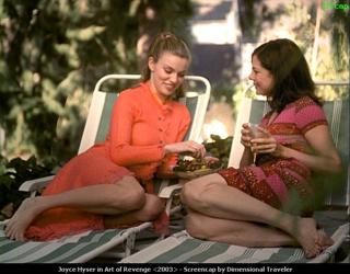 Joyce Hyser feet photo 1
