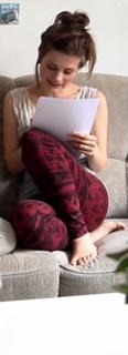 Joyce Ilg feet photo thumbnail