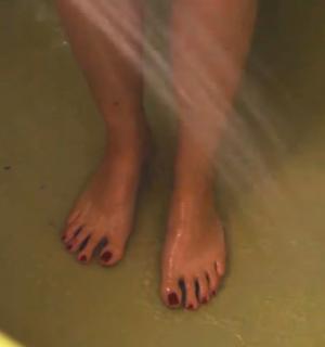 Joyce Ilg feet photo thumbnail