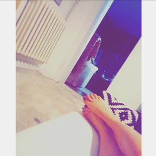Joyce Ilg feet photo thumbnail