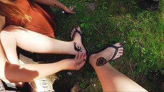 Joyce Ilg feet photo thumbnail