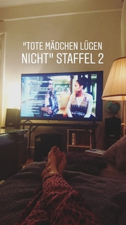 Joyce Ilg feet photo thumbnail