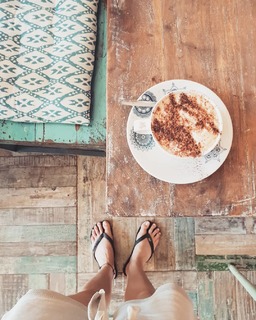 Joyce Ilg feet photo thumbnail