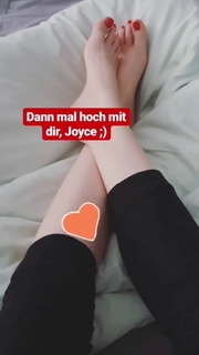 Joyce Ilg feet photo thumbnail