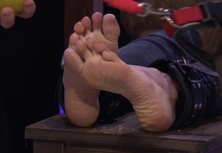 Joyce Ilg feet photo thumbnail