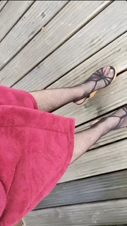 Joyce Ilg feet photo thumbnail