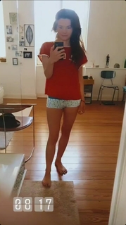 Joyce Ilg feet photo thumbnail
