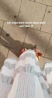 Joyce Ilg feet photo thumbnail