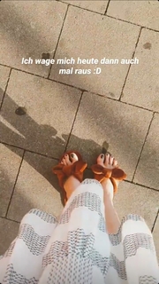 Joyce Ilg feet photo thumbnail