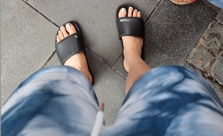 Joyce Ilg feet photo thumbnail