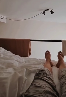 Joyce Ilg feet photo thumbnail