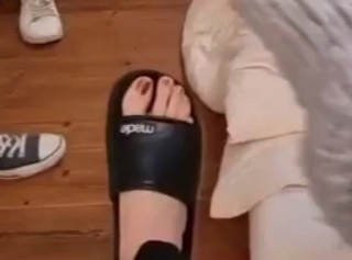Joyce Ilg feet photo thumbnail
