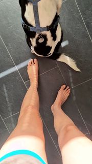 Joyce Ilg feet photo thumbnail