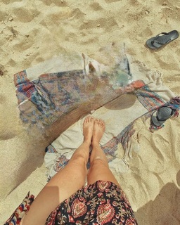 Joyce Ilg feet photo thumbnail