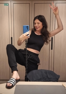Joyce Ilg feet photo thumbnail