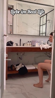 Joyce Ilg feet photo thumbnail