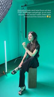 Joyce Ilg feet photo thumbnail