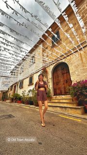 Joyce Ilg feet photo thumbnail