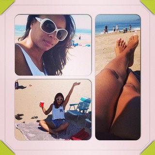 Joyful Drake feet photo 7