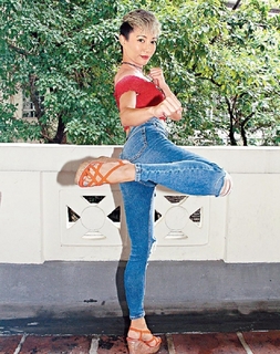 JuJu Chan Szeto feet photo 20