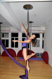 JuJu Chan Szeto feet photo 10