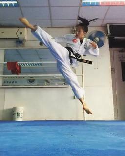 JuJu Chan Szeto feet photo 9