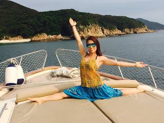 JuJu Chan Szeto feet photo 10