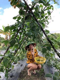 JuJu Chan Szeto feet photo 12