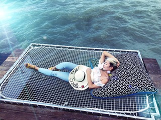JuJu Chan Szeto feet photo 4